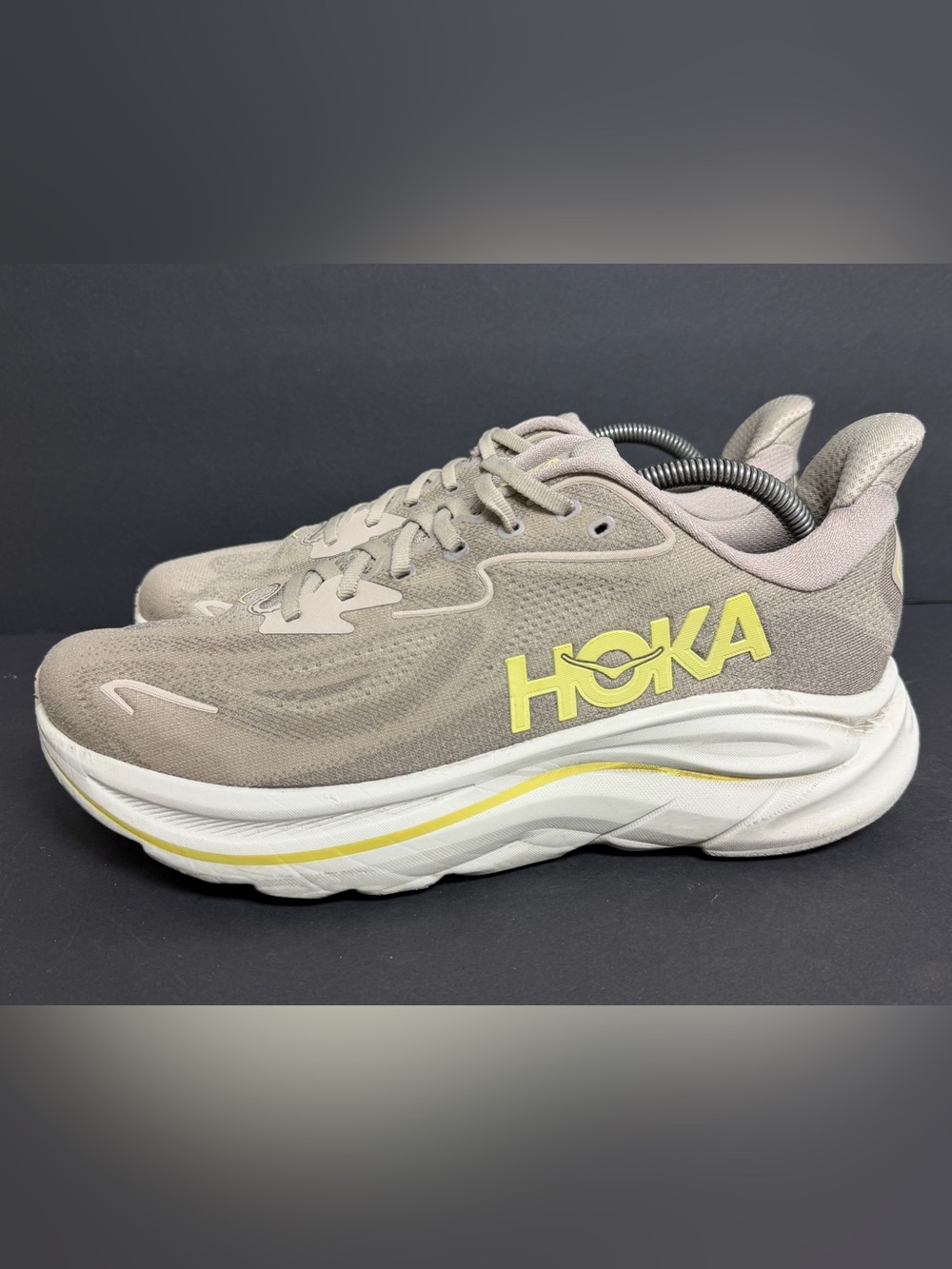 HOKA Men's Clifton 10 Raw Linen/Stone Running Shoes SIZE 10D